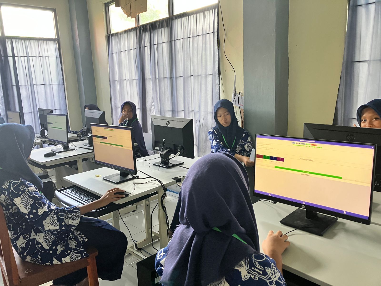 WhatsApp Image 2025-12-03 at 09.40.09